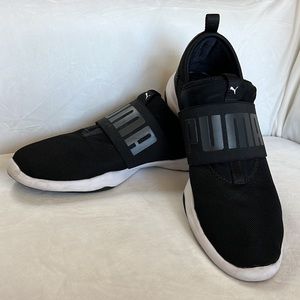 Puma slip on tennis shoe size 9